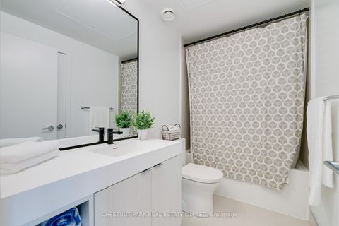 Photo 21 at 406 - 250 Lawrence Avenue W, Lawrence Park North, Toronto