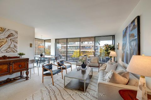 Photo 3 at 401 - 10 Avoca Avenue, Moore Park, Toronto