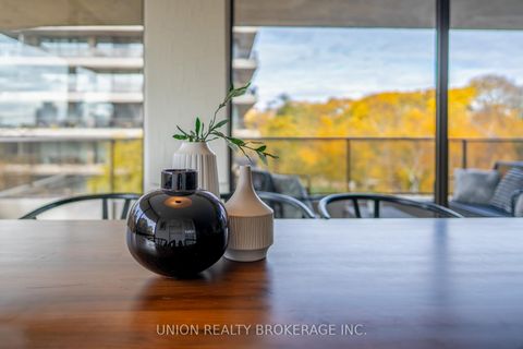 Photo 14 at 401 - 10 Avoca Avenue, Moore Park, Toronto