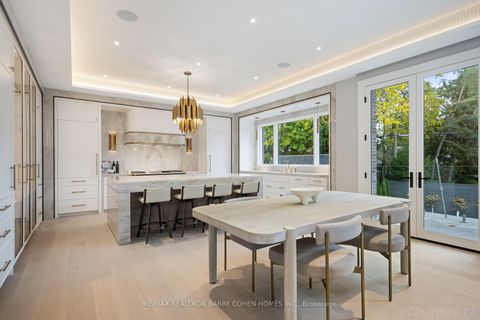 Photo 11 at 117 Yonge Boulevard, Nortown, Toronto