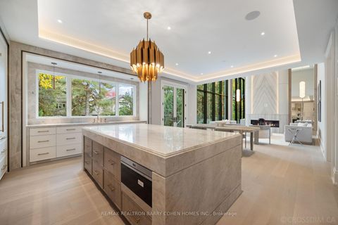 Photo 14 at 117 Yonge Boulevard, Nortown, Toronto