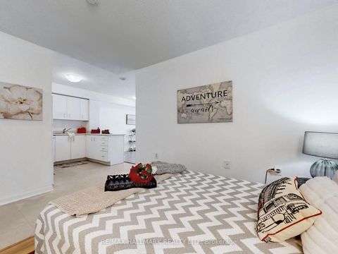 Photo 22 at 214 - 650 Lawrence Avenue W, Lawrence, Toronto