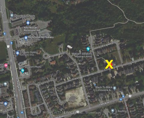 Photo 1 at 21 Long Hill Drive, Jefferson, Richmond Hill