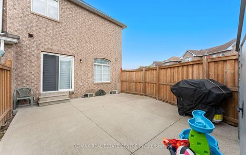 Photo 36 at 32 - 32 Viewcrest Circle, Clairville, Toronto