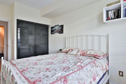 Photo 12 at 814 - 1135 Royal York Road, Humber Valley, Toronto