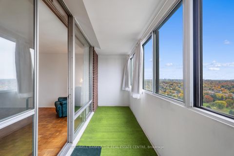 Photo 17 at PH 15 - 1 Massey Square, Crescent Town, Toronto