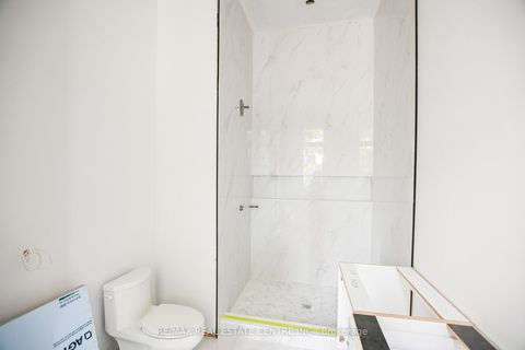 Photo 15 at 24 Rainbow Drive, West Woodbridge, Vaughan