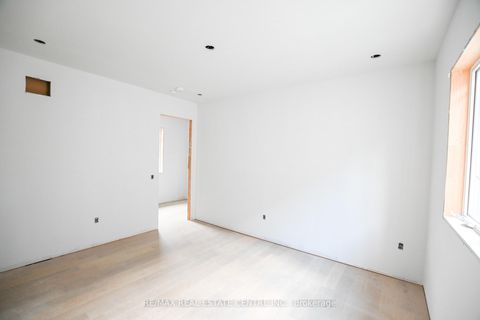 Photo 21 at 24 Rainbow Drive, West Woodbridge, Vaughan