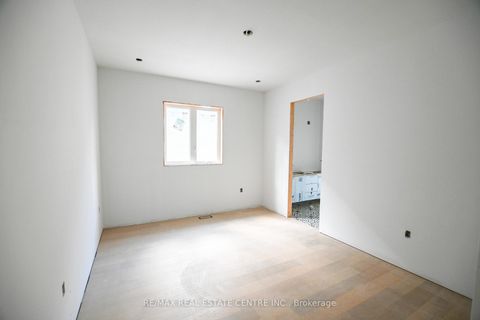 Photo 23 at 24 Rainbow Drive, West Woodbridge, Vaughan