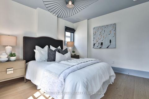 Photo 32 at 16 Lytton Boulevard, Lawrence Park South, Toronto