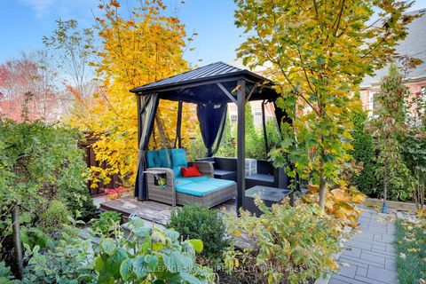 Photo 21 at 50 Balderson Drive N, Kleinburg, Vaughan