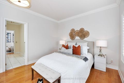 Photo 31 at 50 Balderson Drive N, Kleinburg, Vaughan