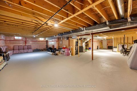 Photo 35 at 50 Balderson Drive N, Kleinburg, Vaughan