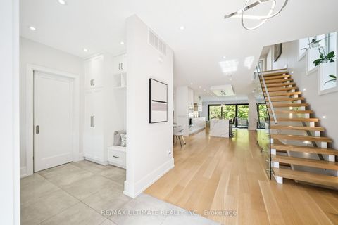 Photo 3 at 212 Queenslea Avenue, Pelmo Park W4, Toronto