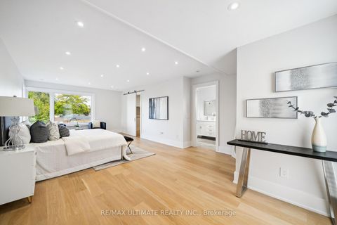 Photo 21 at 212 Queenslea Avenue, Pelmo Park W4, Toronto