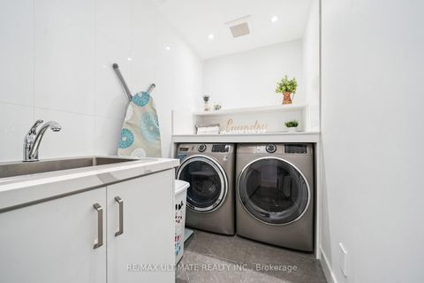 Photo 26 at 212 Queenslea Avenue, Pelmo Park W4, Toronto