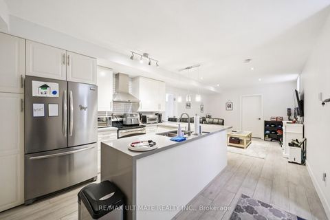 Photo 34 at 212 Queenslea Avenue, Pelmo Park W4, Toronto