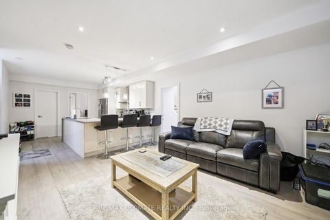 Photo 35 at 212 Queenslea Avenue, Pelmo Park W4, Toronto