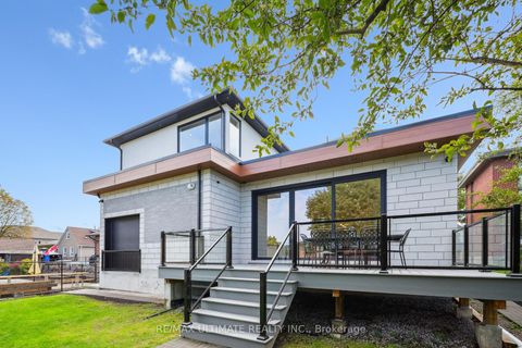 Photo 38 at 212 Queenslea Avenue, Pelmo Park W4, Toronto