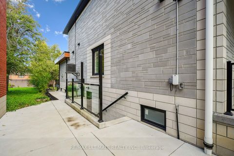 Photo 41 at 212 Queenslea Avenue, Pelmo Park W4, Toronto