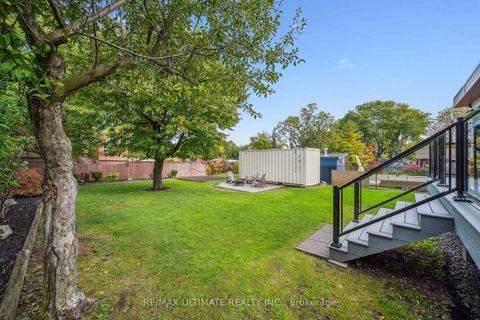 Photo 43 at 212 Queenslea Avenue, Pelmo Park W4, Toronto