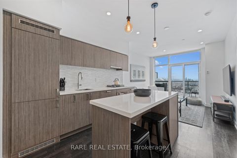 Photo 6 at 2106 - 501 St. Clair Avenue W, Casa Loma, Toronto