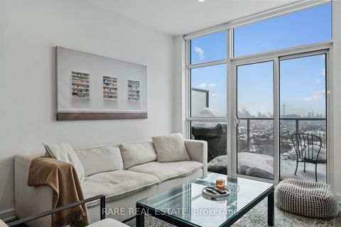 Photo 11 at 2106 - 501 St. Clair Avenue W, Casa Loma, Toronto