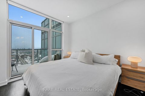 Photo 14 at 2106 - 501 St. Clair Avenue W, Casa Loma, Toronto