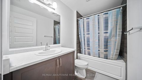 Photo 8 at 004 - 95 Dundas Street W, GO Glenorchy, Oakville