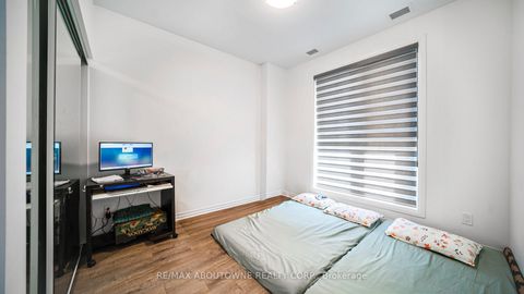 Photo 12 at 004 - 95 Dundas Street W, GO Glenorchy, Oakville