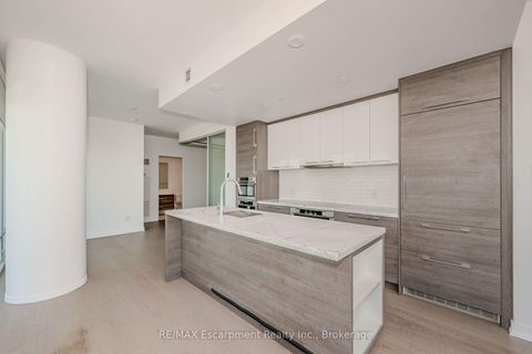 Photo 10 at 2816 - 488 University Avenue, University, Toronto