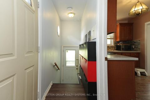 Photo 2 at 30 Silvercrest Avenue, Alderwood, Toronto