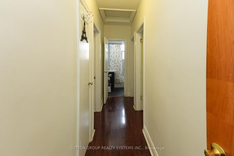 Photo 9 at 30 Silvercrest Avenue, Alderwood, Toronto