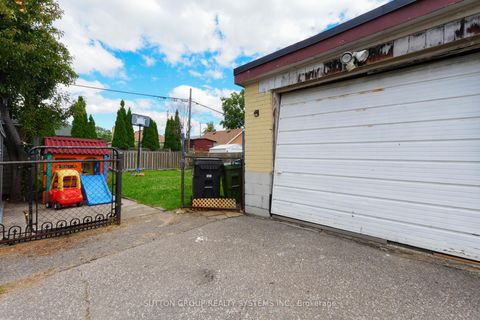 Photo 24 at 30 Silvercrest Avenue, Alderwood, Toronto