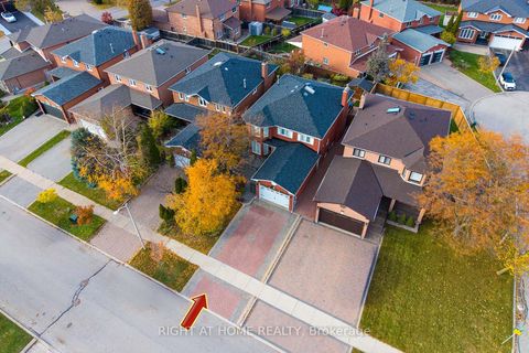 Photo 5 at 70 Bellona Street, West Woodbridge, Vaughan