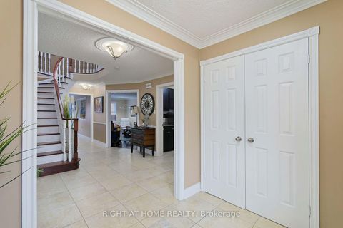 Photo 9 at 70 Bellona Street, West Woodbridge, Vaughan