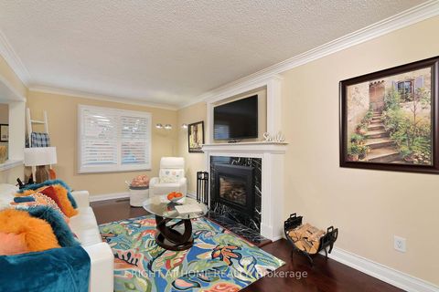 Photo 11 at 70 Bellona Street, West Woodbridge, Vaughan