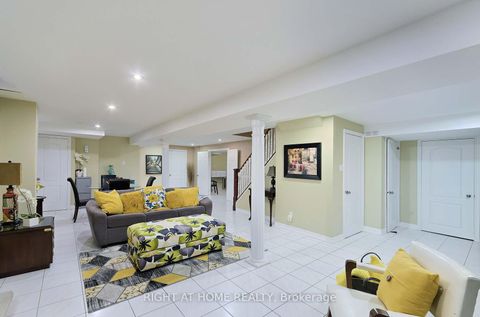 Photo 35 at 70 Bellona Street, West Woodbridge, Vaughan