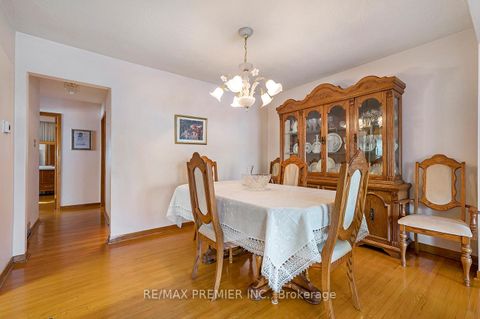 Photo 8 at 20 Grenadine Court, Humber Summit, Toronto