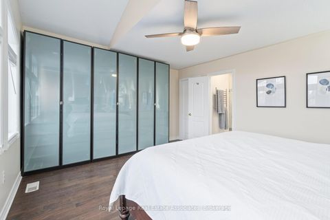 Photo 20 at 27 Royal Ridge Crescent, Maple, Vaughan