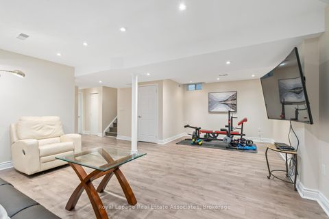 Photo 29 at 27 Royal Ridge Crescent, Maple, Vaughan