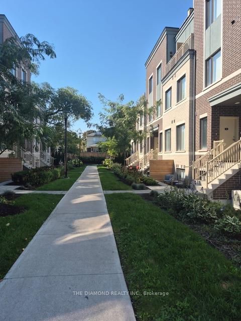 Photo 3 at 128 - 40 William Jackson Way, New Toronto, Toronto