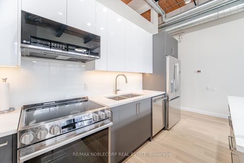 Photo 5 at 119 - 43 Hanna Avenue, Niagara, Toronto