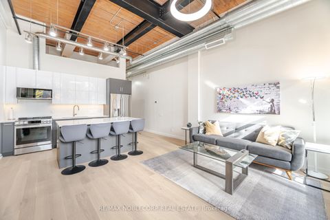 Photo 10 at 119 - 43 Hanna Avenue, Niagara, Toronto