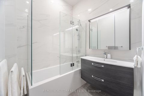 Photo 21 at 119 - 43 Hanna Avenue, Niagara, Toronto