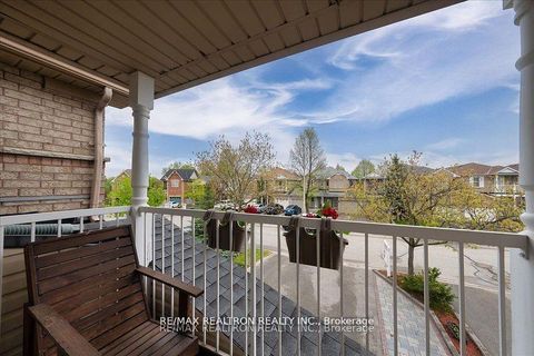 Photo 22 at 63 Carousel Crescent, Oak Ridges Lake Wilcox, Richmond Hill