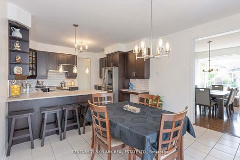 Photo 13 at 149 Newman Avenue, Oak Ridges Lake Wilcox, Richmond Hill