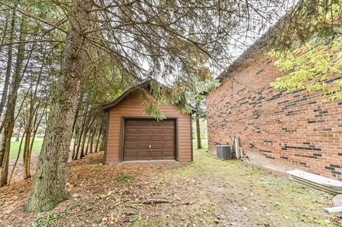 Photo 33 at 23 Hill Farm Road, Nobleton, King