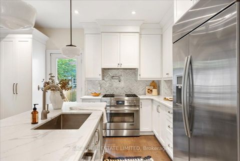 Photo 8 at 324 Beech Avenue, The Beaches, Toronto