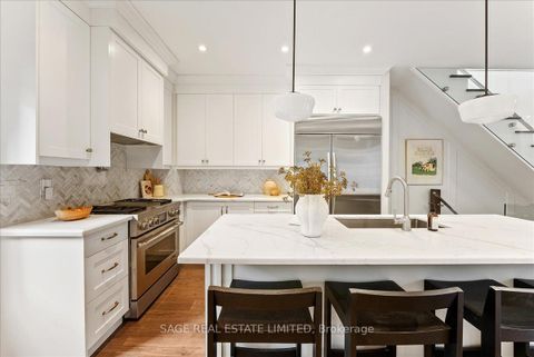 Photo 12 at 324 Beech Avenue, The Beaches, Toronto